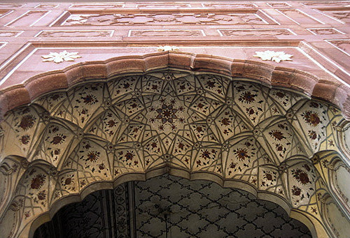 Badshahi Mosque, seventeenth century, painted design inside arch, Lahore, Pakistan