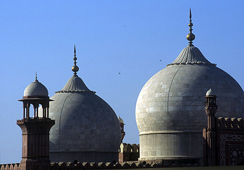 Badshahi Mosque, seventeenth century, seen from the old city, Lahore, Pakistan